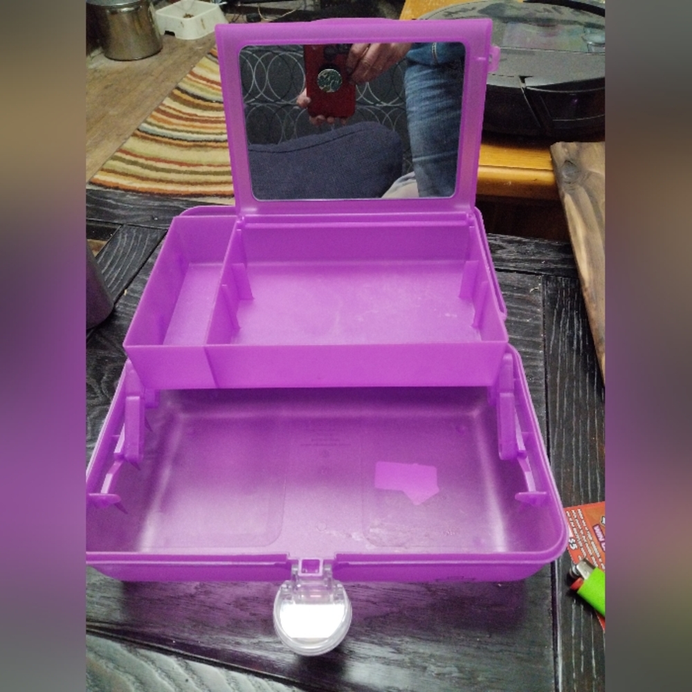 Vintage 90s caboodle PUrple with gkuye